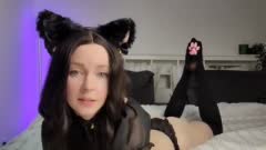TheTinyFeetTreat – Breed Stepmom in Halloween Costume